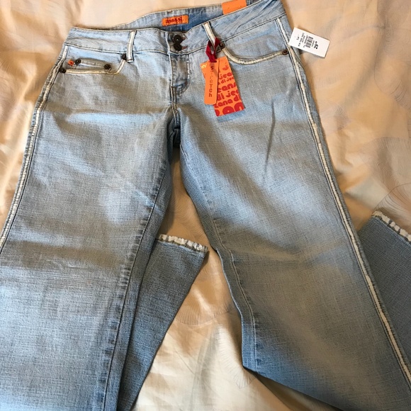 Sexy light wash jeans by Zana Di - size 13 - Picture 1 of 3